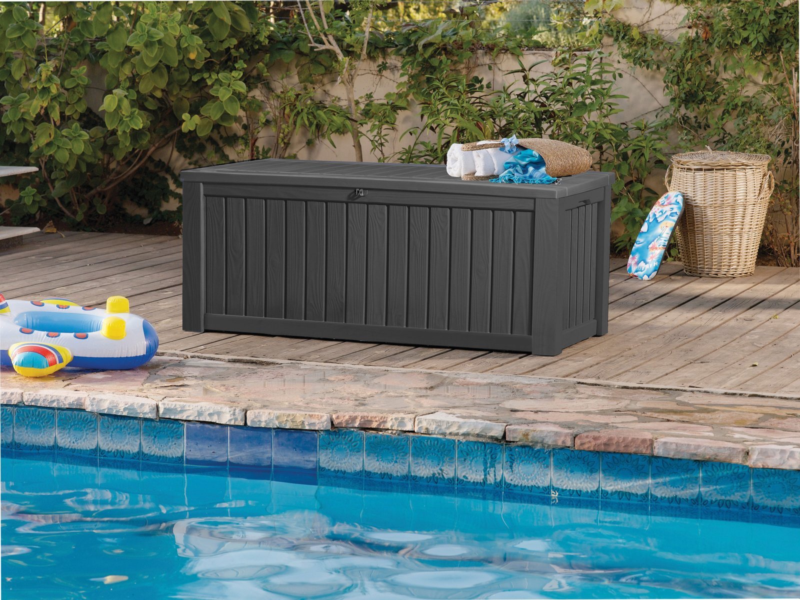 Keter Rockwood 570L Storage Box - Anthracite - Image 8