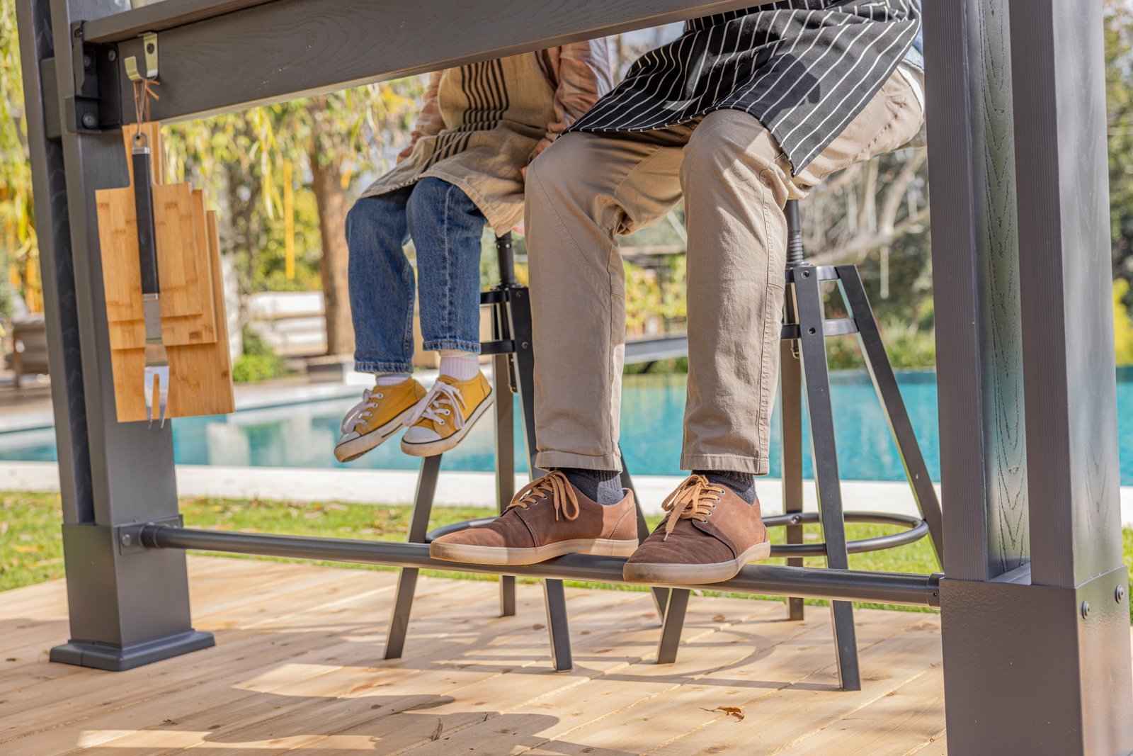 Keter Bar Gazebo - Grey - Image 3