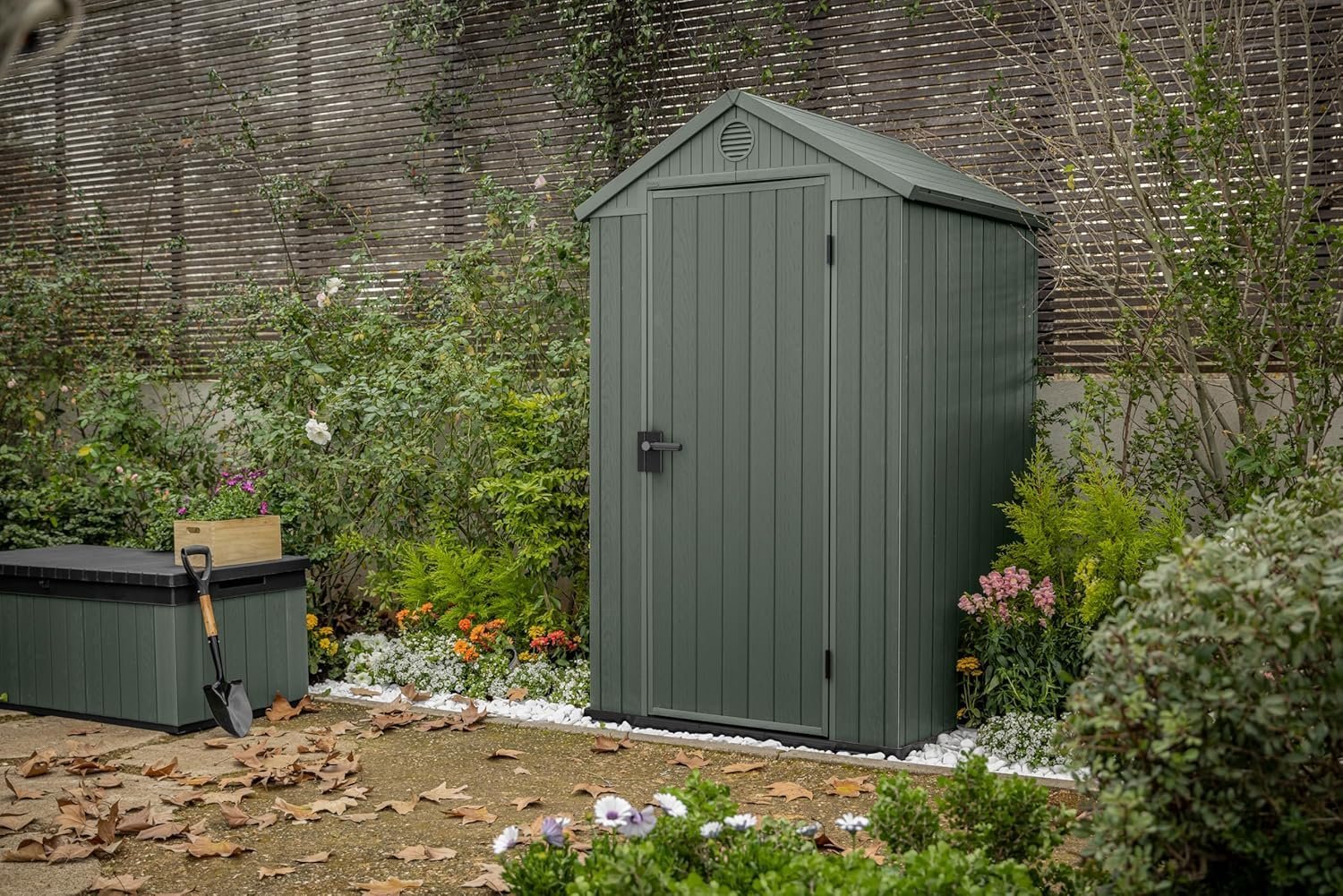 Keter Darwin 4x4 Garden Shed - Wood Green (1.3 x 1.2m) - Image 9